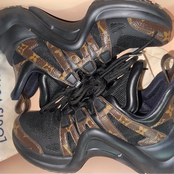 Louis voutton sneakers - Picture 1 of 6